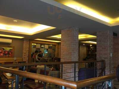 The Coffee Bean & Tea Leaf