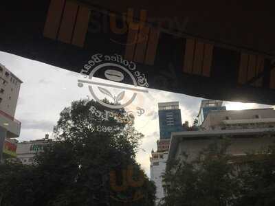 The Coffee Bean & Tea Leaf