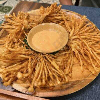 Chay Garden - Vegetarian Restaurant & Coffee