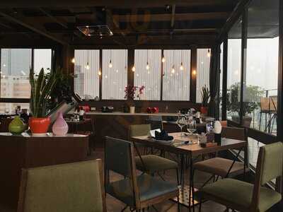 Panorama Restaurant & Bar