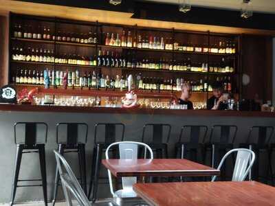 Rehab Station - Social Craft Beer Hub