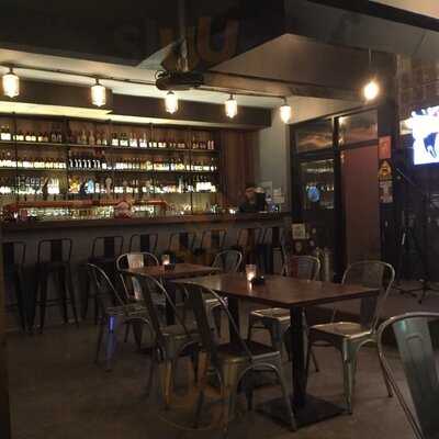 Rehab Station - Social Craft Beer Hub