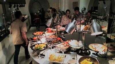 Nhà Hàng Sứ Buffet