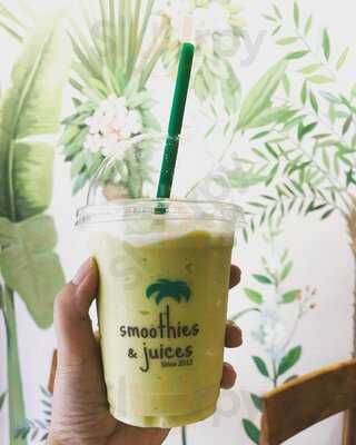 Smoothies & Juices