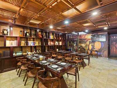 Av Primo - Wine & Steak House