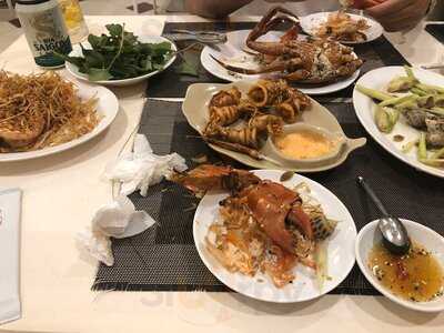 Hải Sản Lẩu Cua