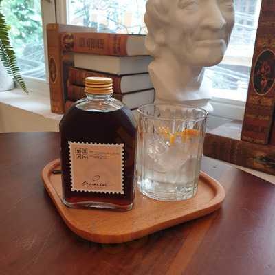 Oromia Coffee & Lounge - Tay Ho