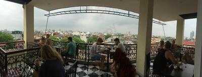 Sky View Bar - Restaurant