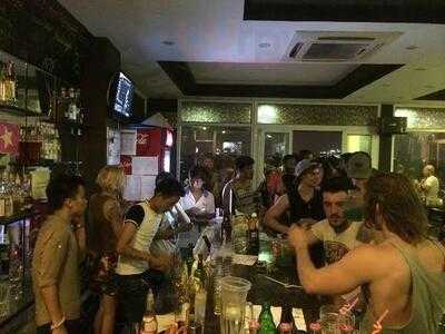 Sky View Bar - Restaurant