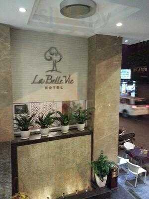 La Belle Vie Cafe