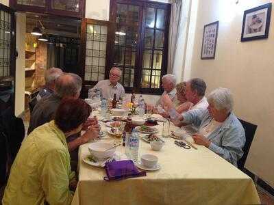 Hoa Sua Training Restaurant