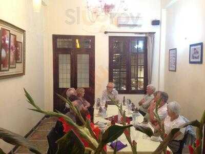 Hoa Sua Training Restaurant