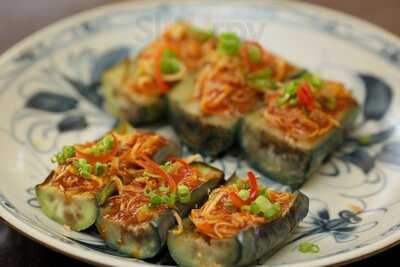 Đông Kinh Restaurant