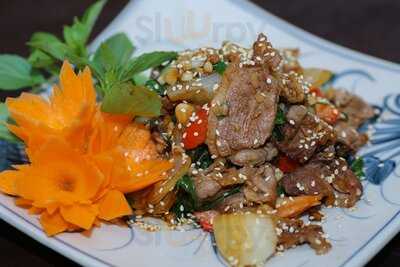 Đông Kinh Restaurant