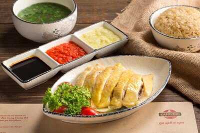 Kampong Chicken House - Đào Tấn