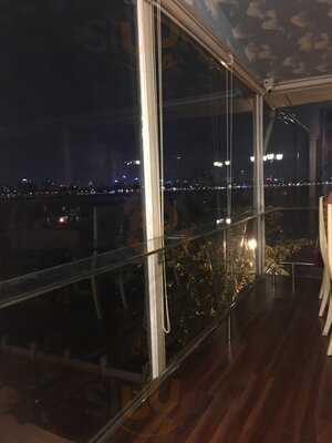 Nhà Hàng Đảo Tôm Hùm Đất