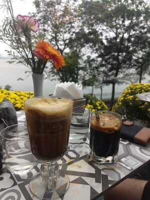 Tony's Coffee Flowers & More