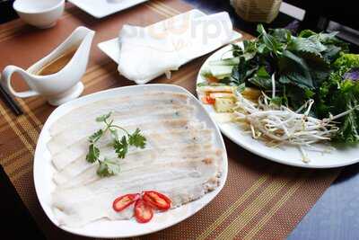 Nhà Hàng Bếp Quảng