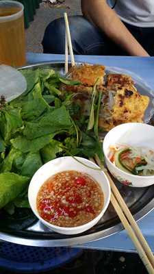 Cô Minh - Bánh Xèo