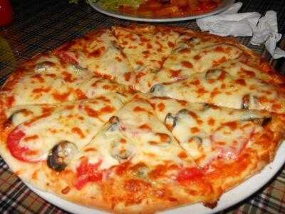 Old Street Cafe & Restaurant