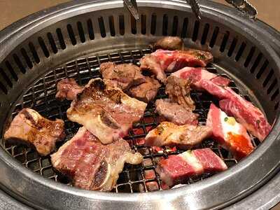 Sumobbq Huynh Thuc Khang