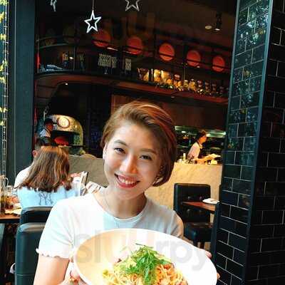 Basta Hiro Hai Bà Trưng