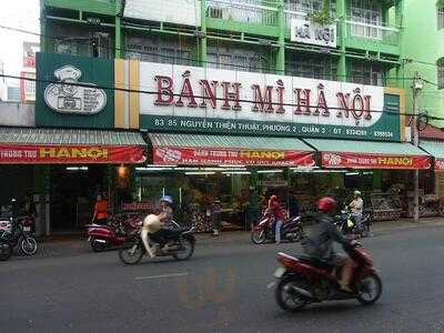 Tiệm Bánh Mì Hà Nội