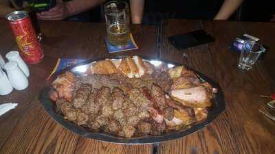 Nhà Hàng 3 Con Trâu