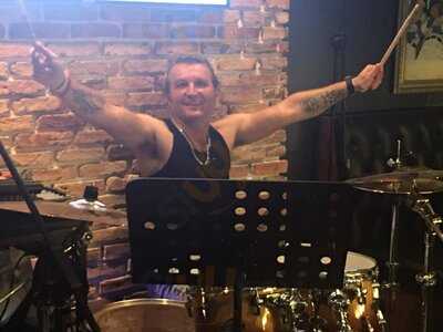 Nhà Hàng 3 Con Trâu