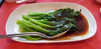 Nhà Hàng Ming Court