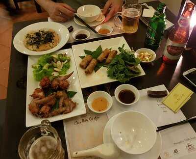 Cơm Niêu Sài Gòn