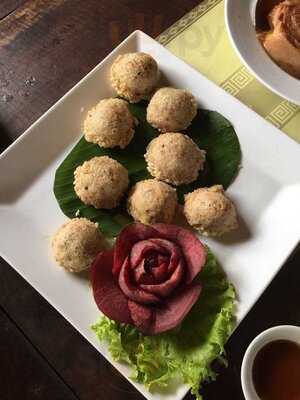 Cơm Niêu Sài Gòn