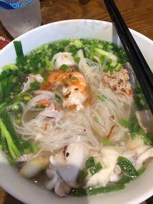 Hủ Tiếu Mực Ông Già Cali