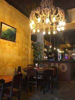Nhà Hàng Mr Ho Bistro