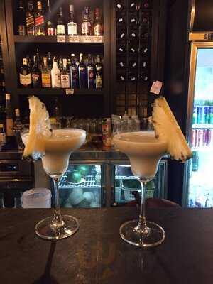 Nhà Hàng Mr Ho Bistro