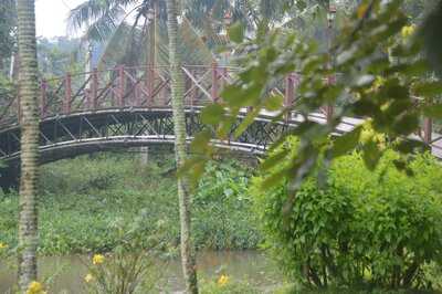 Nhà Hàng Bến Nảy