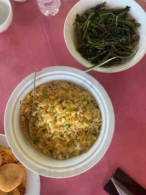 Nhà Hàng Bến Nảy