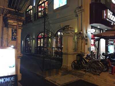 Nhà Hàng & Bar Monde