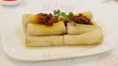 Yeebo Seafood & Hot Pot Restaurant