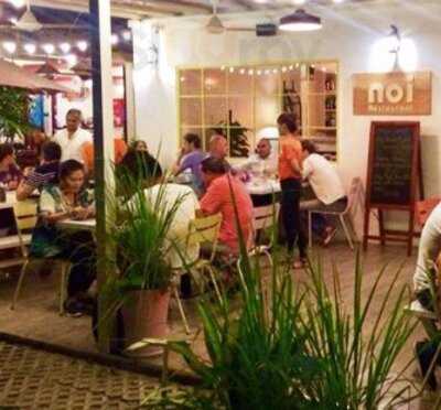 Noi Kitchen & Bar