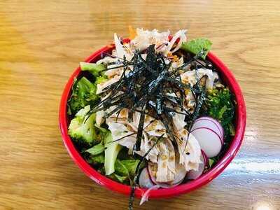 Let's Poke - Healthy Hawaiian Sashimi