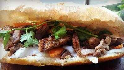 Bánh Mì Chim Chạy