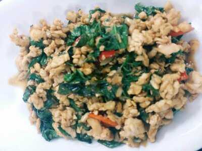 Nhà Hàng Con Voi Vàng