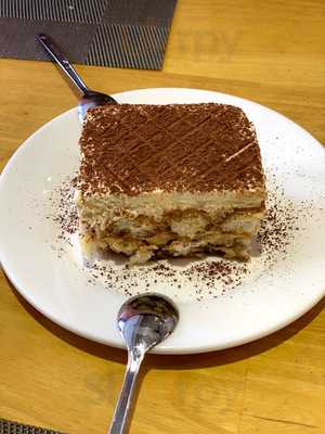 Mr. Lì Steak & Pasta