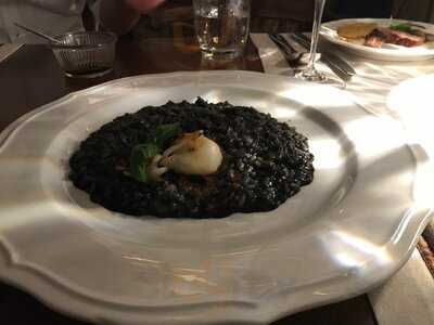 Nhà Hàng Ý Tavola