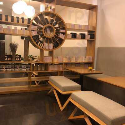 Trung Nguyên Legend Café