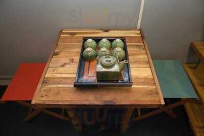 Fullmoon Hostel And Bar