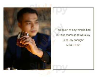 Small Vacancy - Lounge & Dining