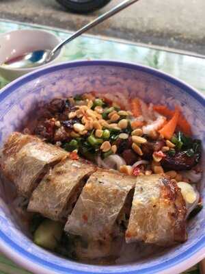 Bún Thịt Nướng