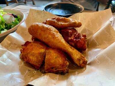 Nhà Hàng Gà Gán Hàn Quốc Chivago